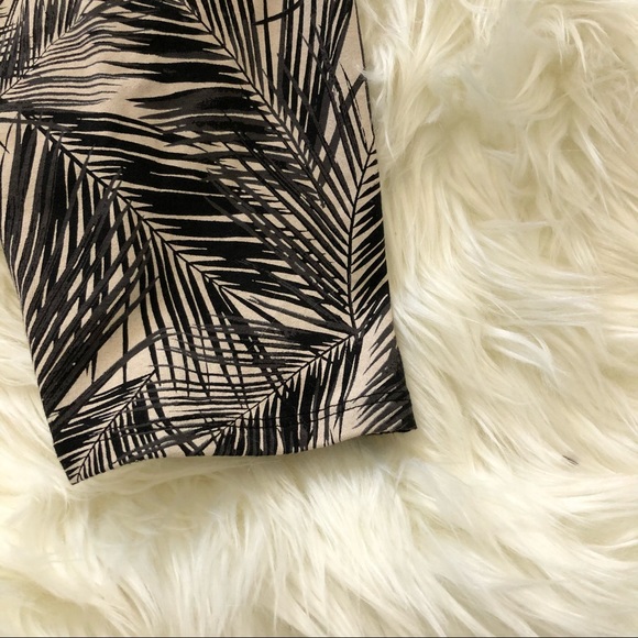 Pink Victoria Secret Active Wear Leggings Black - Picture 7 of 8